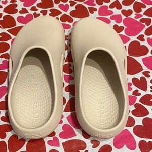Crocs Women's Cream Clogs